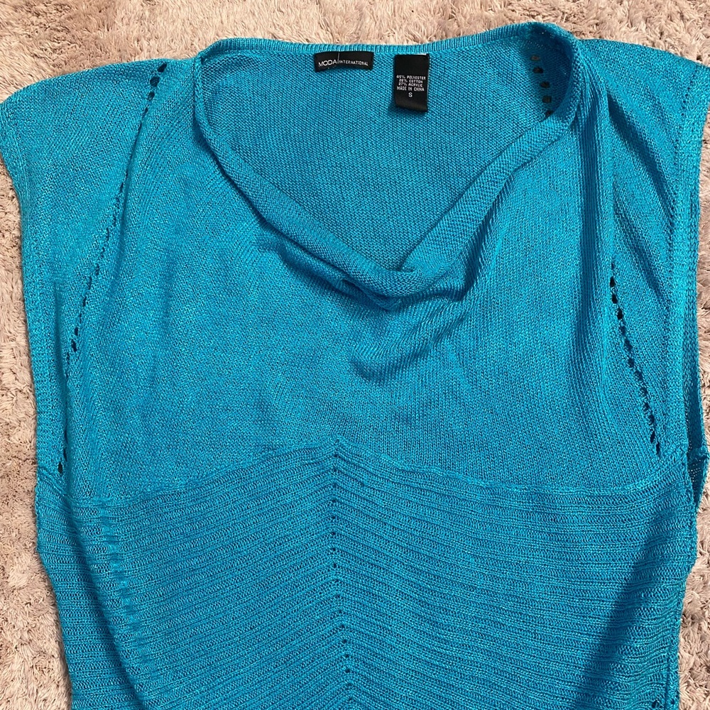 MODA international blouse